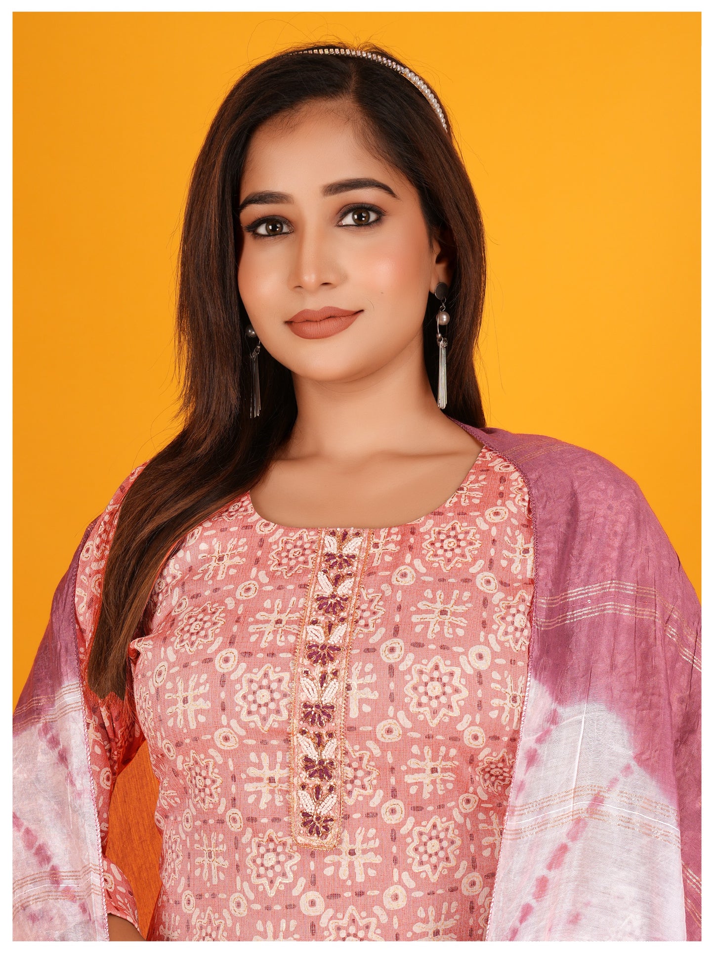 Sophisticated Kurti with Matching Pant & Dupatta