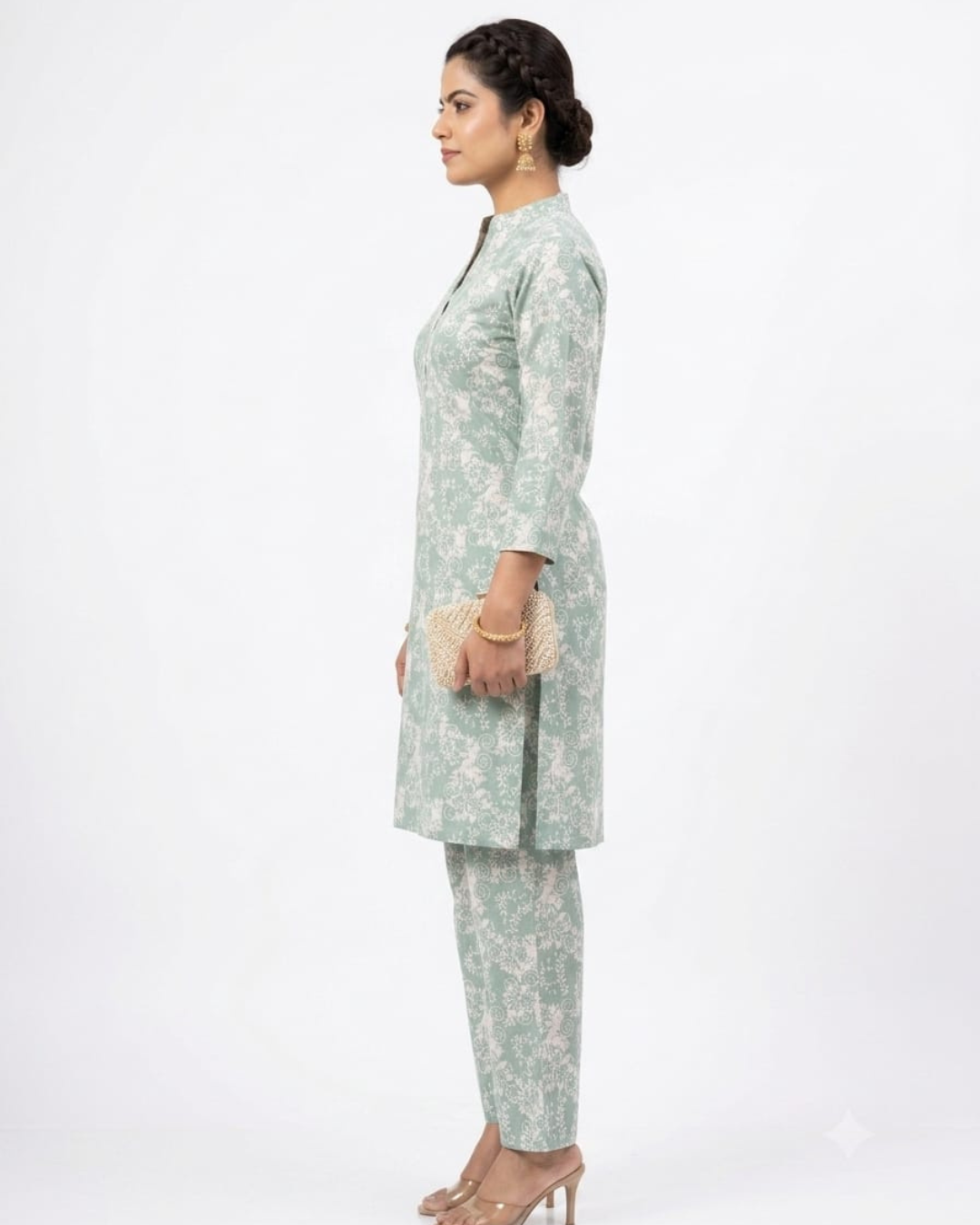 Graceful Printed Kurti with Matching Pant